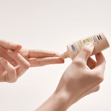 Load image into Gallery viewer, ISDIN - Fotoprotector ISDIN Fusion Water Color SPF 50 (Tinted Face Sunscreen - MEDIUM) (50 ml)
