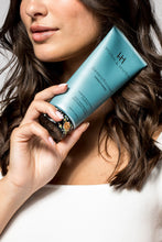 Load image into Gallery viewer, HUSH & HUSH DeeplyRooted® Conditioner (200ml)