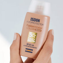 Load image into Gallery viewer, ISDIN - Fotoprotector ISDIN Fusion Water Color SPF 50 (Tinted Face Sunscreen - MEDIUM) (50 ml)