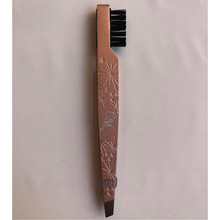 Load image into Gallery viewer, CM Eyebrow Tweezer &amp; Brush ♥
